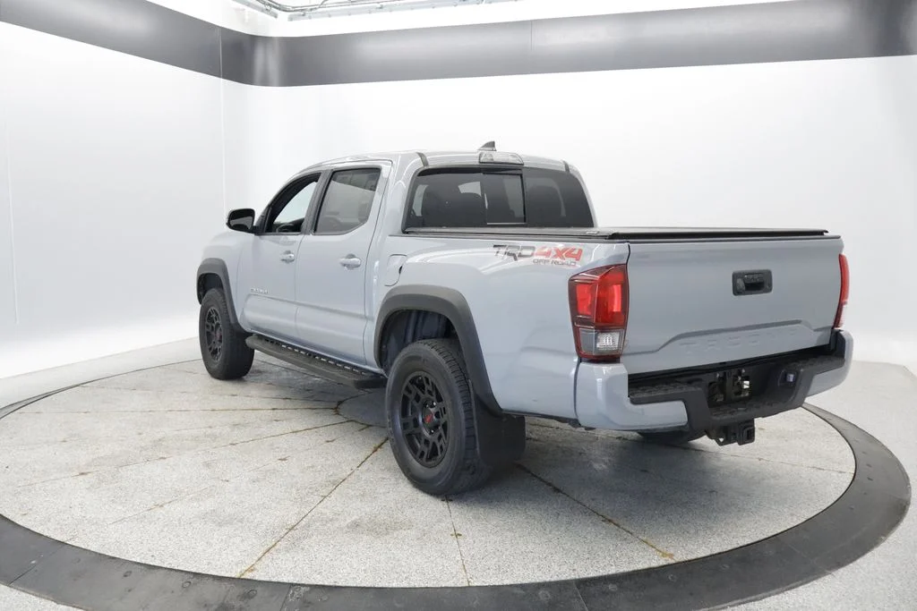 Certified Used 2018 Gray Toyota TRD Off-Road image 3