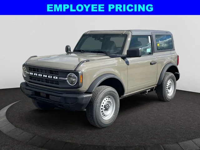 2025 Ford Bronco Base 4x4's photo