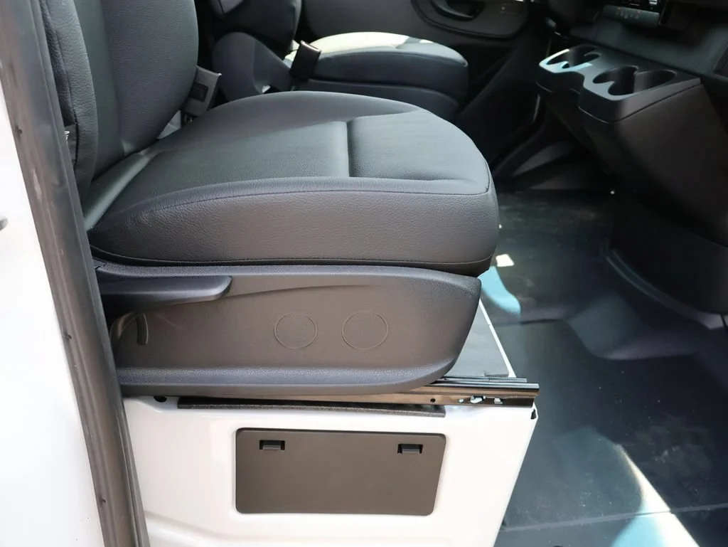 New 2025 Arctic+White Mercedes-Benz Cargo 144 WB image 52