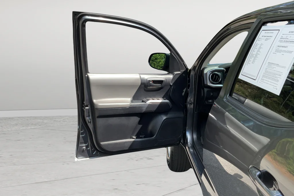 Used 2021 Gray Toyota SR5 image 11