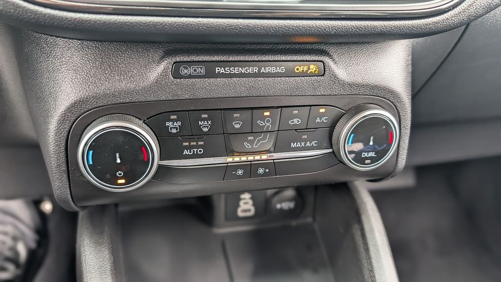 2024 Ford Escape ST-Line - Photo 31
