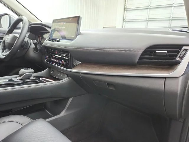 Used 2026 Gray Nissan Platinum image 49