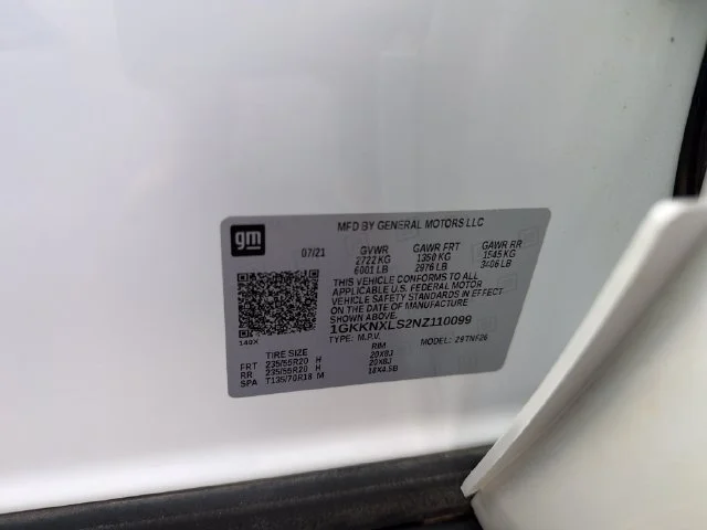 Used 2022 WHITE FROST TRICOAT GMC Denali image 35