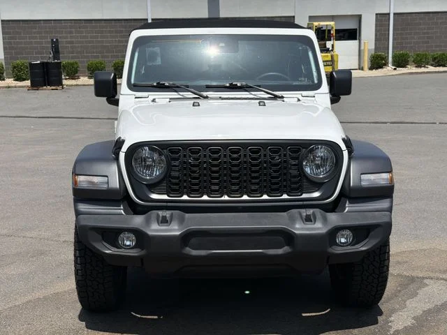 Used 2024 White Jeep Sport S image 15