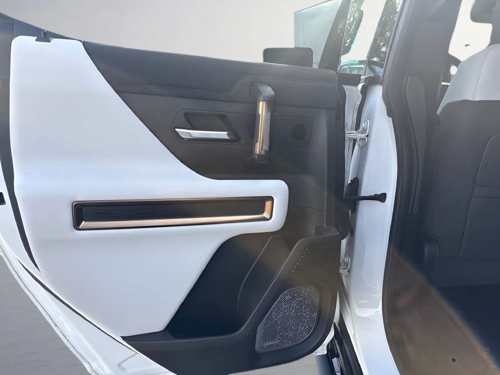 Used 2024 Interstellar White GMC 2X image 32