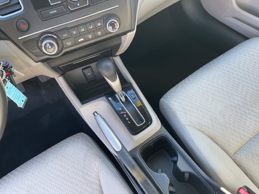 Used 2015 Gray Honda LX image 20