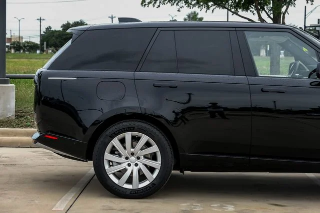 Certified Used 2024 Santorini Black Metallic Land Rover SE image 8