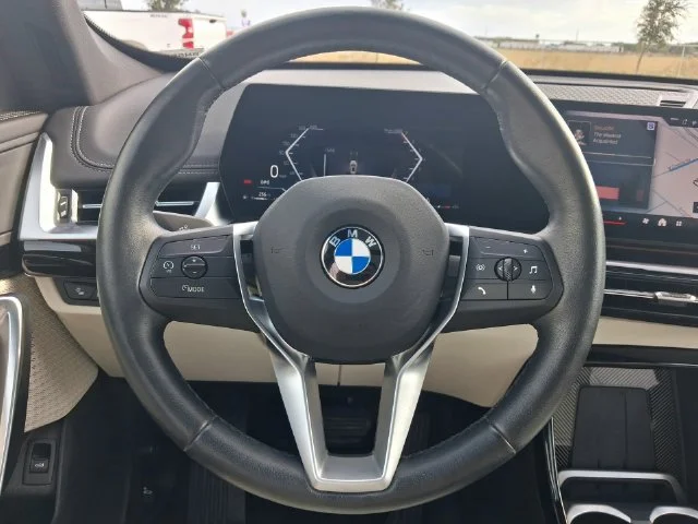 Used 2026 White BMW xDrive28i image 15