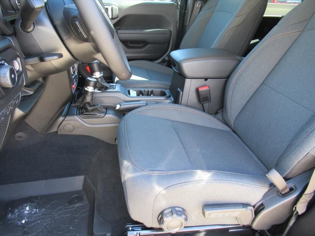 2026 Jeep Wrangler 2-Door Willys - Photo 14