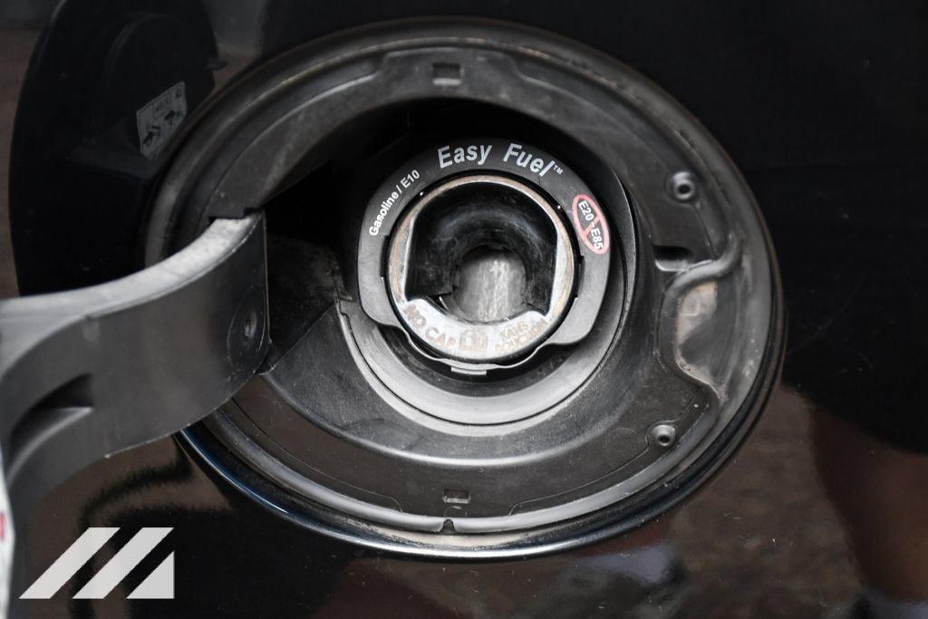 Used 2012 Gray Ford S image 33