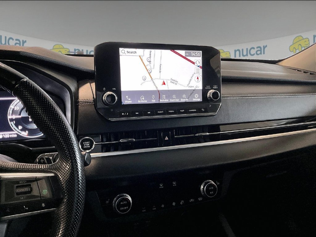 Used 2022 Black Mitsubishi SEL image 19