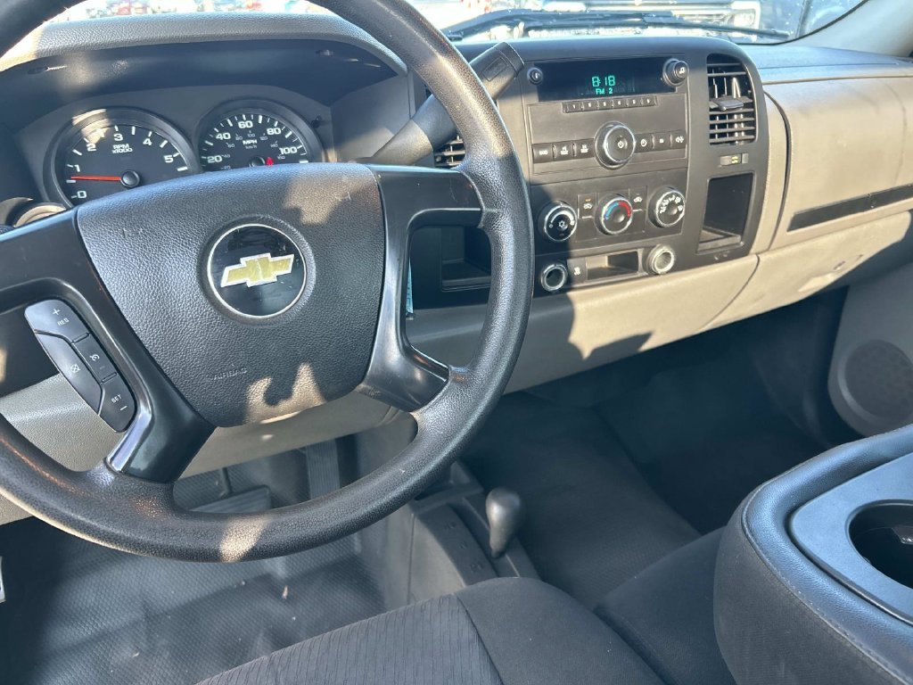Used 2011 Summit White Chevrolet Work Truck image 10