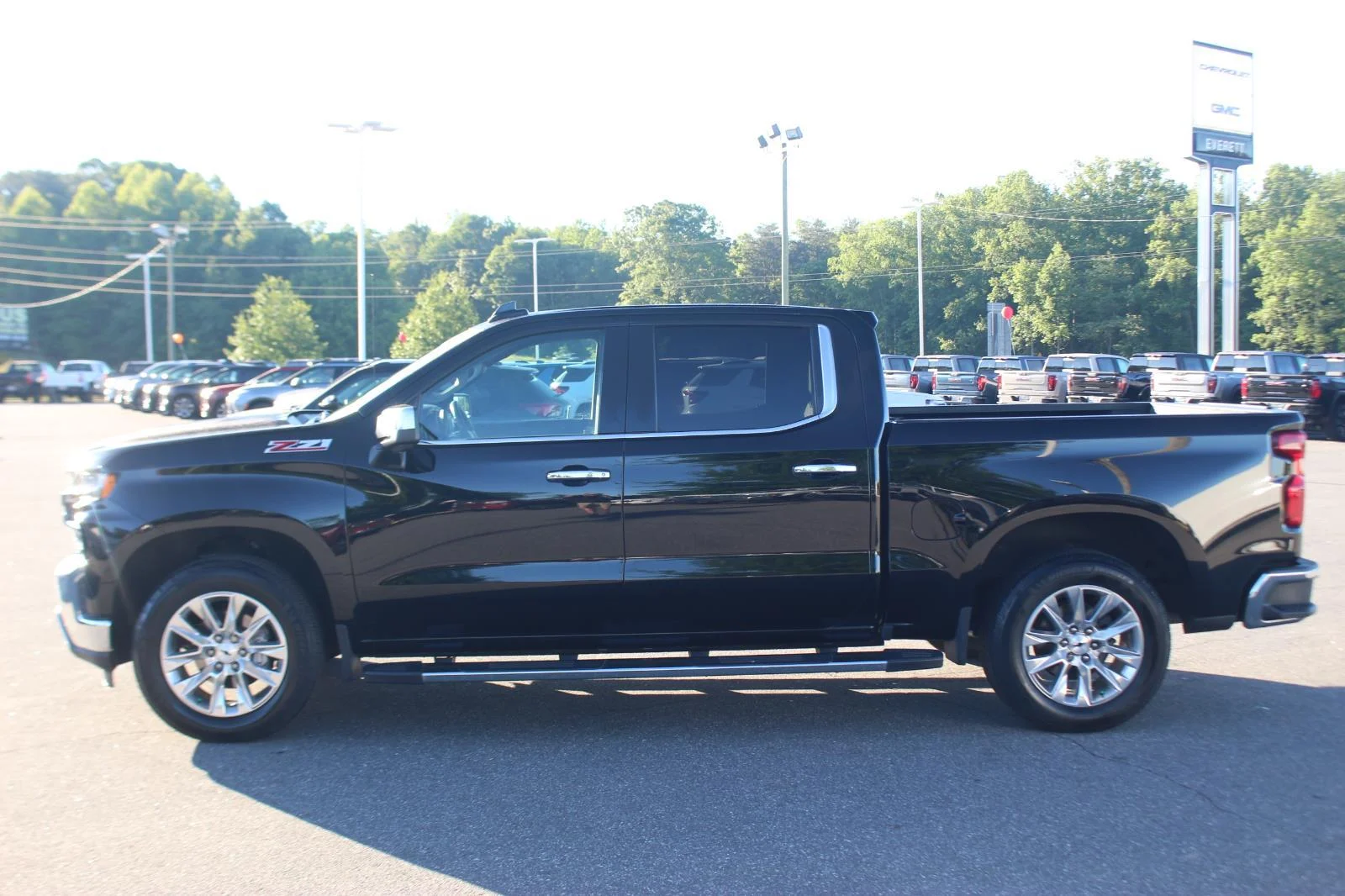 Used 2022 Black Chevrolet LTZ image 4