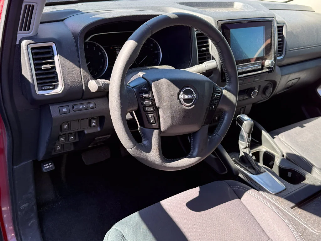 Used 2024  Nissan SV image 24