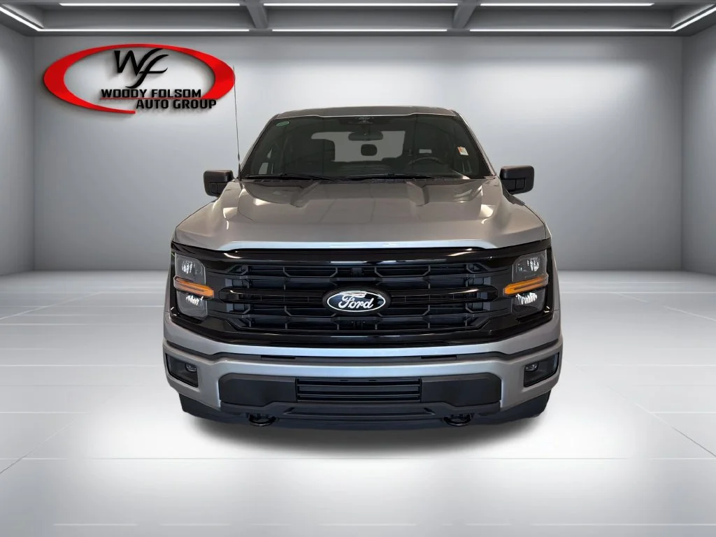Used 2026 Silver Ford XLT image 2