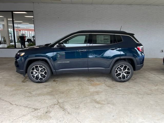 New 2026 Fathom Blue Pearl-Coat Exterior Paint Jeep Limited image 3