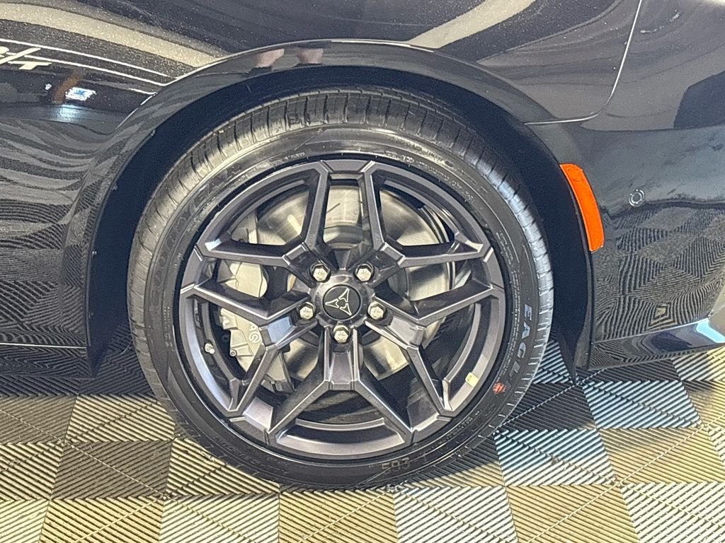 New 2026 Diamond Black Crystal Pearlcoat Dodge R/T Plus image 23