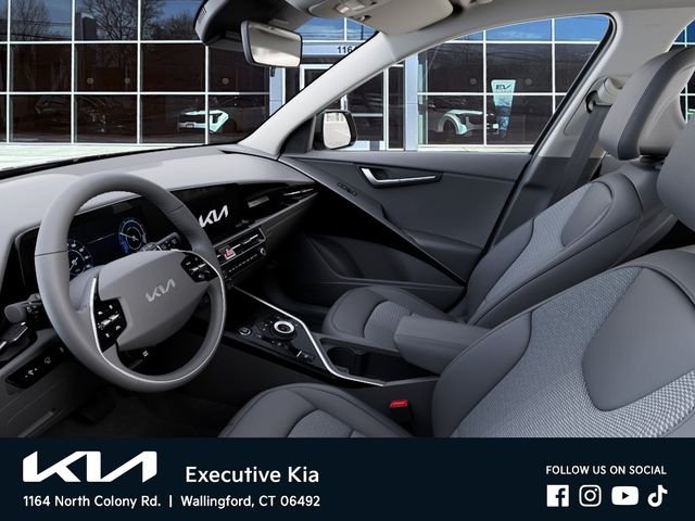 New 2026 Green Kia Wind image 17