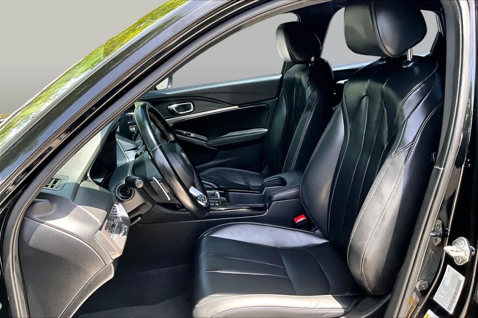 Used 2024 Majestic Black Pearl Acura w/A-Spec Package image 8