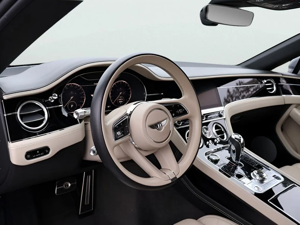 Used 2022 Cambrian Gray Metallic Bentley V8 image 19