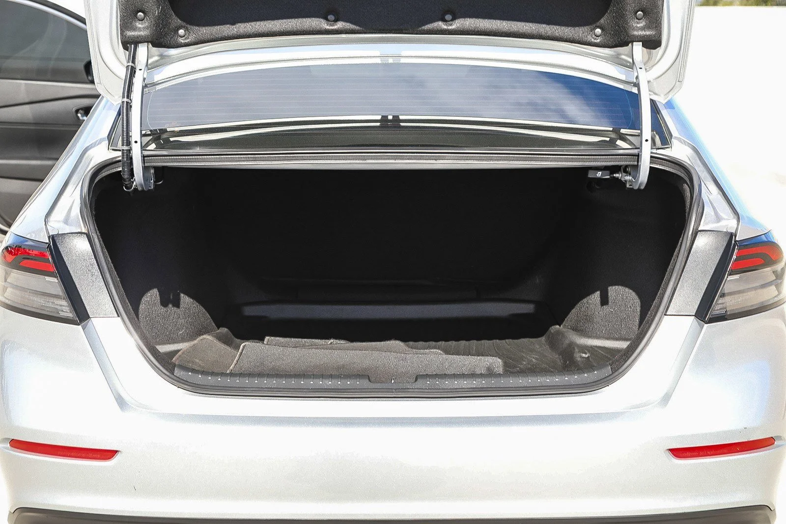 2024 Honda Accord LX - Photo 24