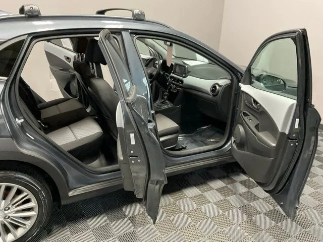 Used 2020 Gray Hyundai SEL Plus image 23