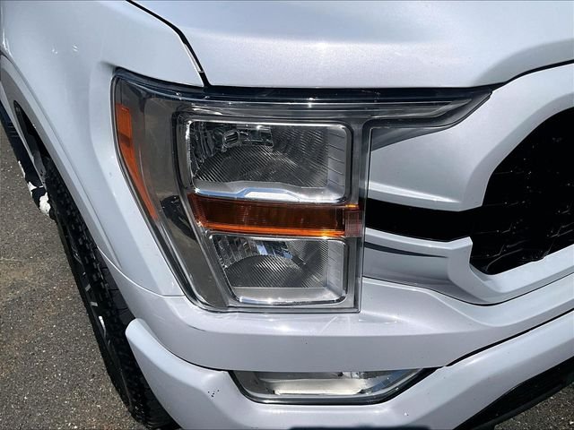 Used 2021 White Ford XL image 31