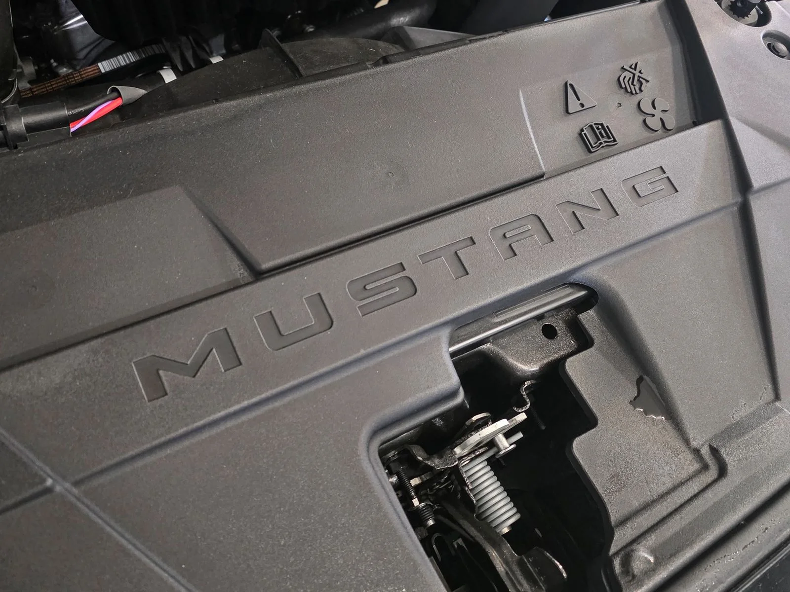 New 2025 Shadow Black Ford EcoBoost® Premium Fastback image 17