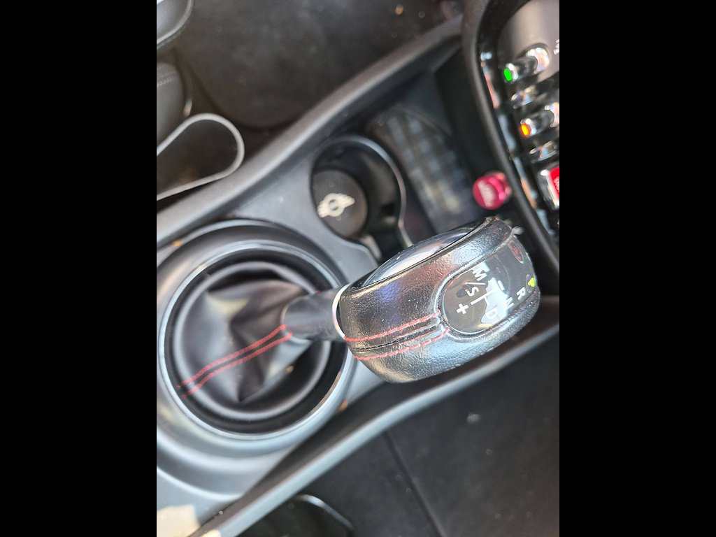 Used 2019 Unknown MINI Cooper S ALL4 image 22