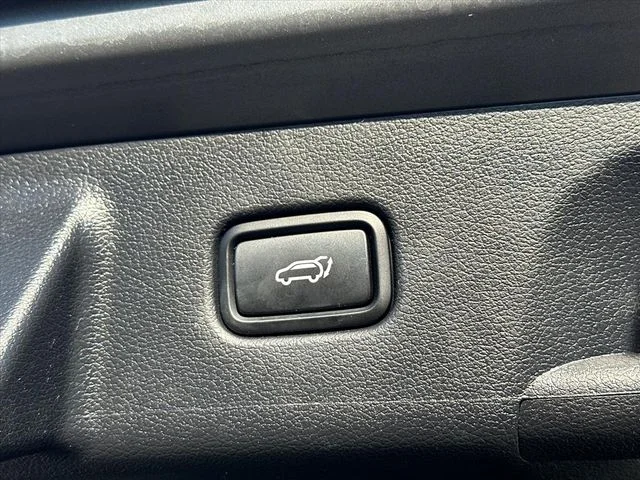 Used 2021 Green Hyundai Calligraphy image 12