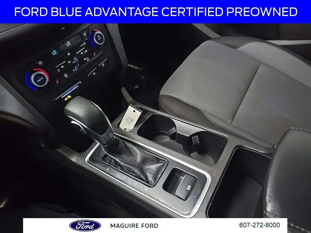 Used 2019 Black Ford SE image 30