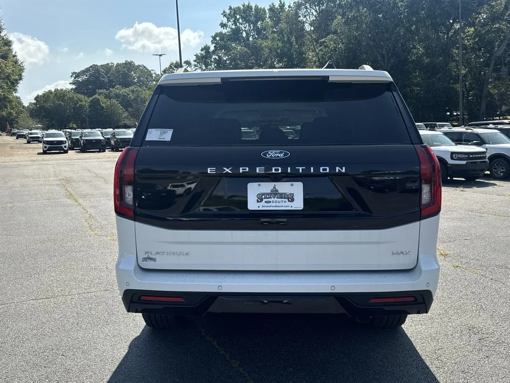 New 2027 White Ford Platinum image 6