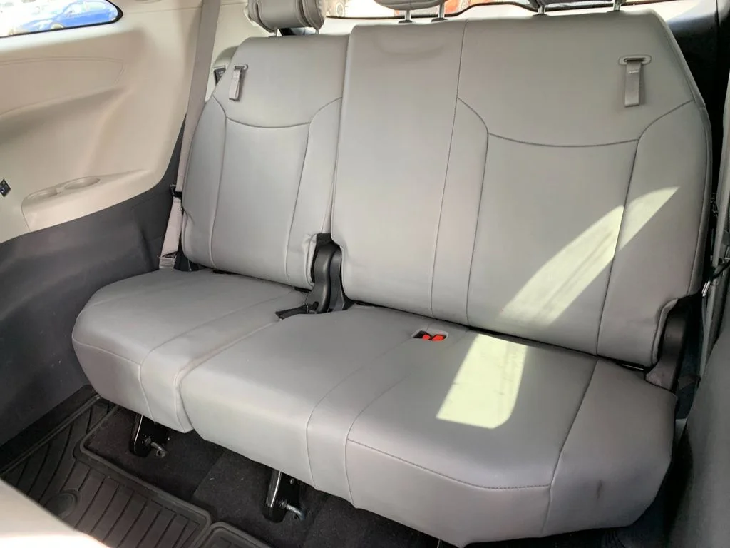 Used 2023  Toyota XLE image 18