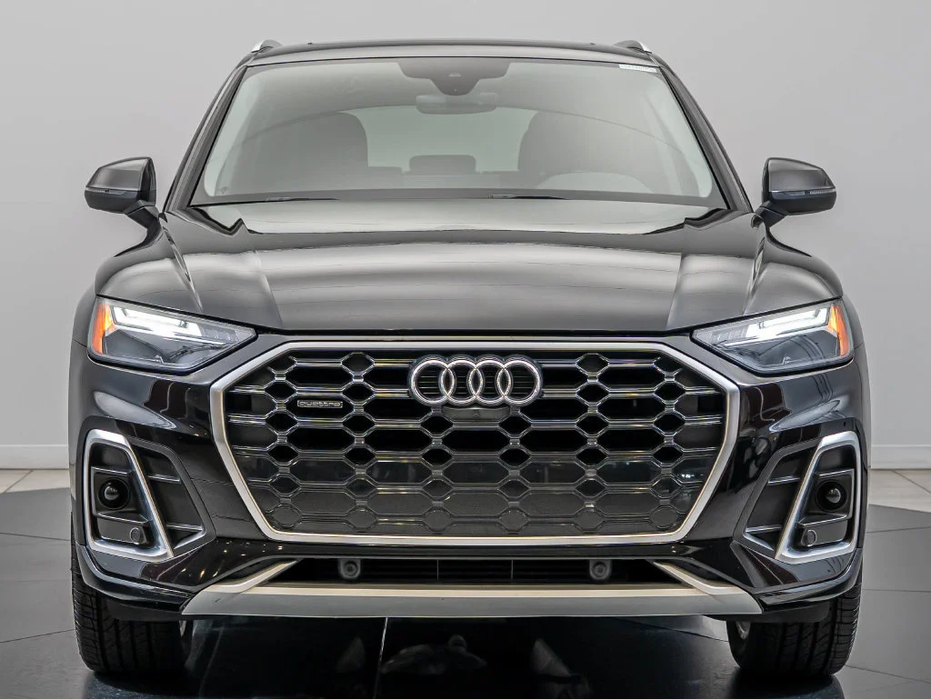 Used 2023 Mythos Black Metallic Audi 45 S line Premium image 2