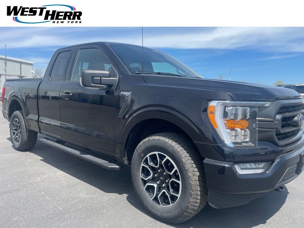 Used 2022 Black Ford XLT image 1