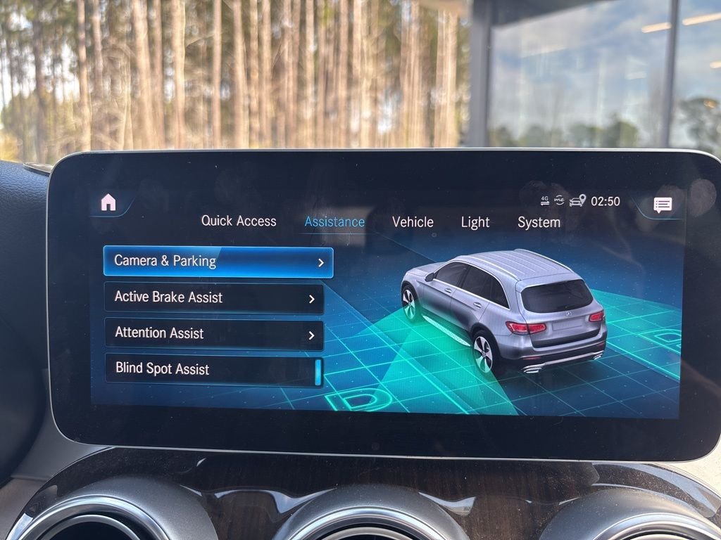 Used 2022 Mojave Silver Metallic Mercedes-Benz GLC 300 image 39