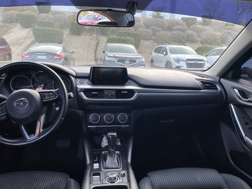 Used 2017 Soul Red Metallic Mazda Sport image 11