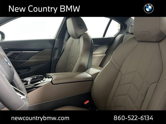 2026 BMW 5 Series 530i - Photo 22