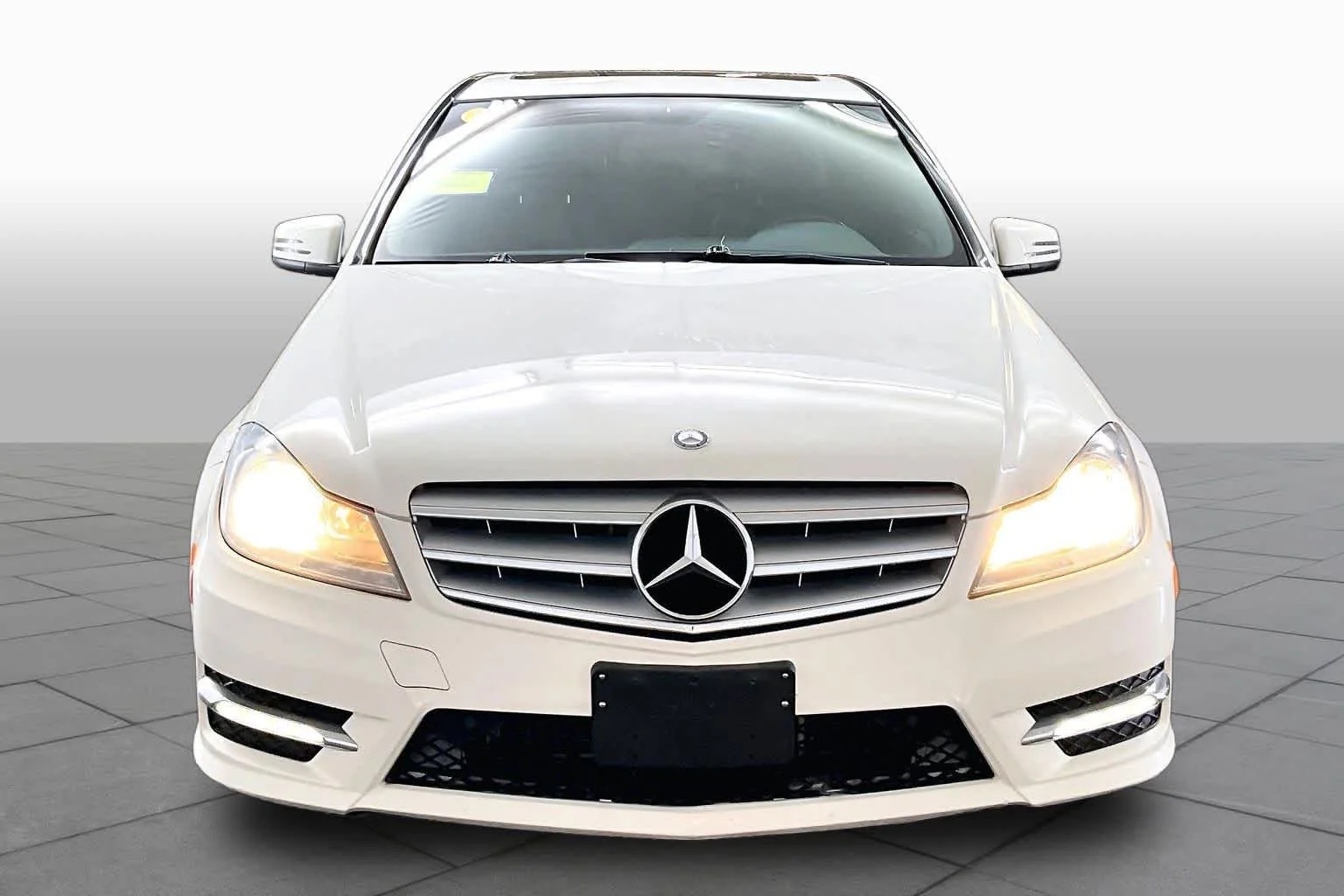 Used 2012 Arctic White Mercedes-Benz C 300 Sport image 4