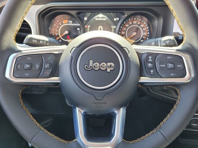 2025 Jeep Wrangler 4-Door Sahara - Photo 22