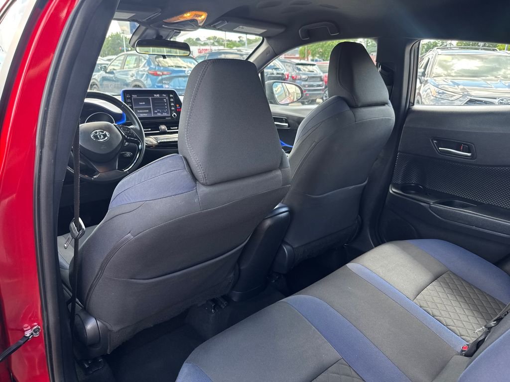 Used 2021 Red Toyota XLE image 35