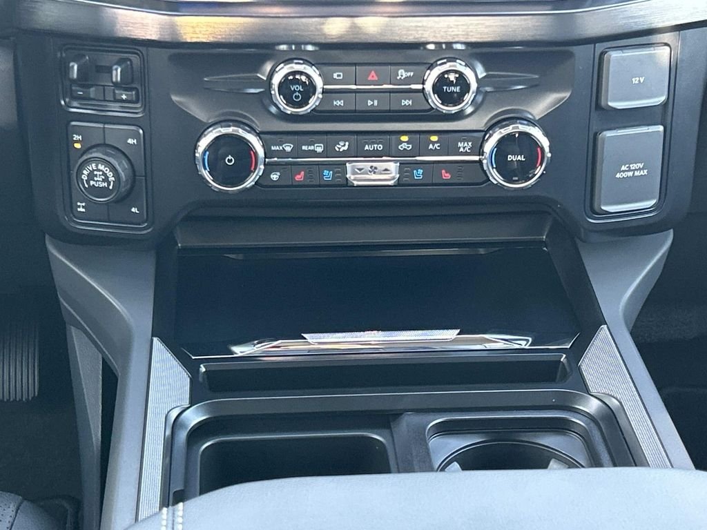 New 2027 Iconic Silver Metallic Ford F-250® Lariat® image 16