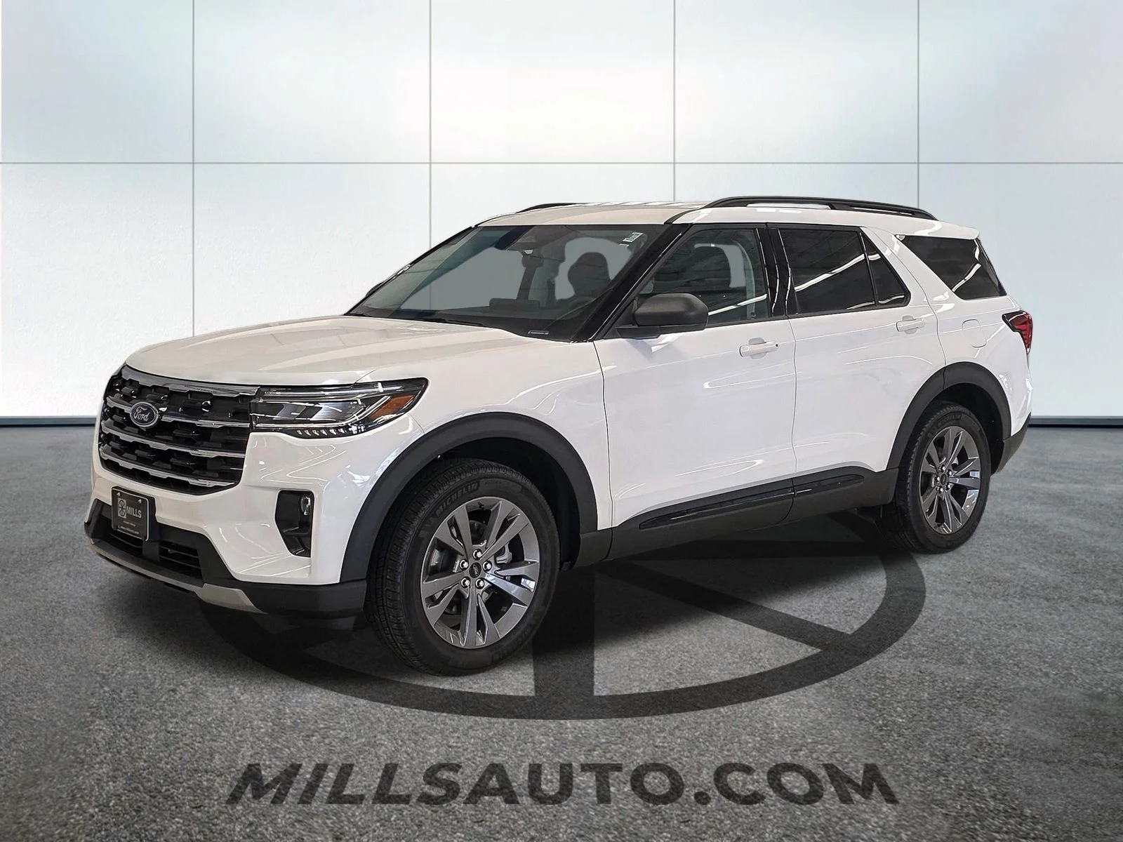 New 2026 Star White Metallic Tri-Coat Ford Active image 2