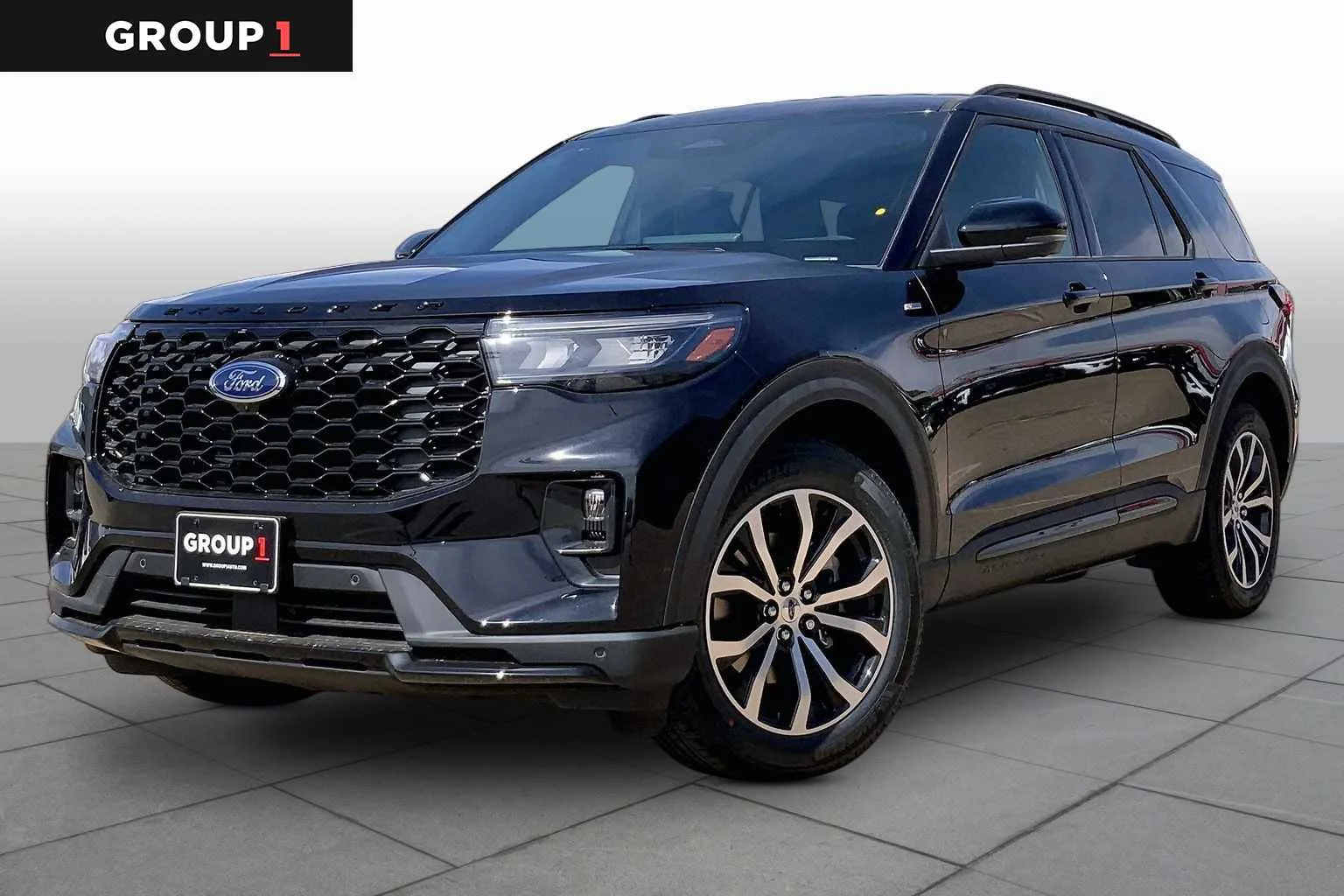 2026 Ford Explorer ST-LINE RWD's photo