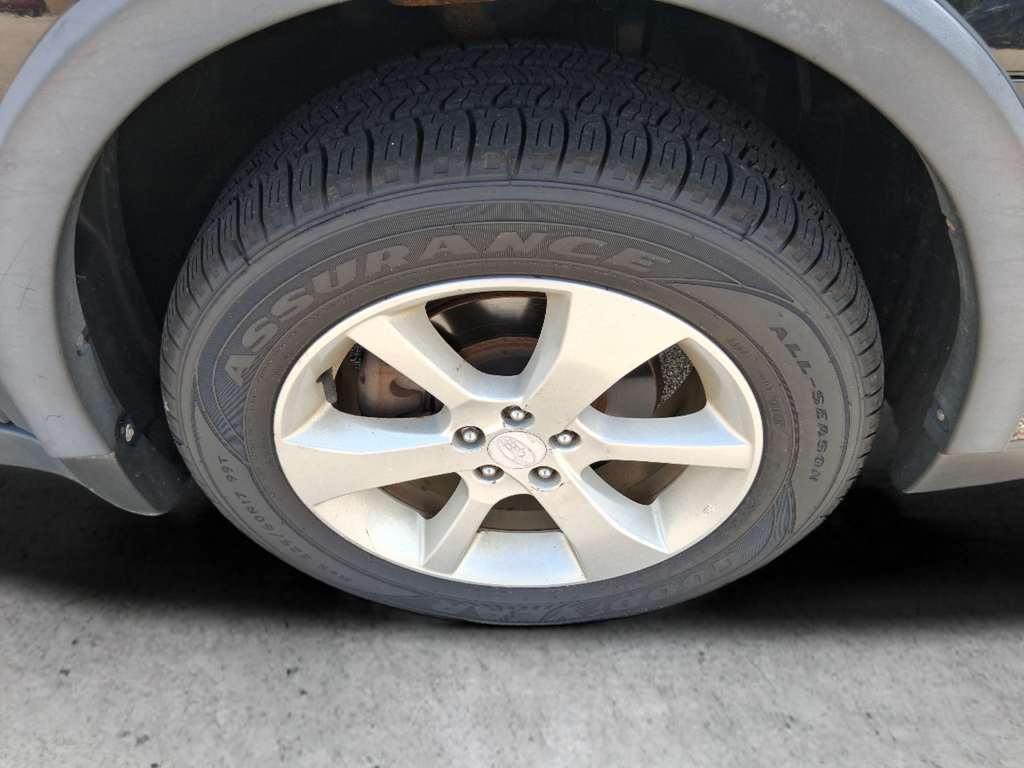 Used 2014 Black Subaru 2.5i Premium image 9