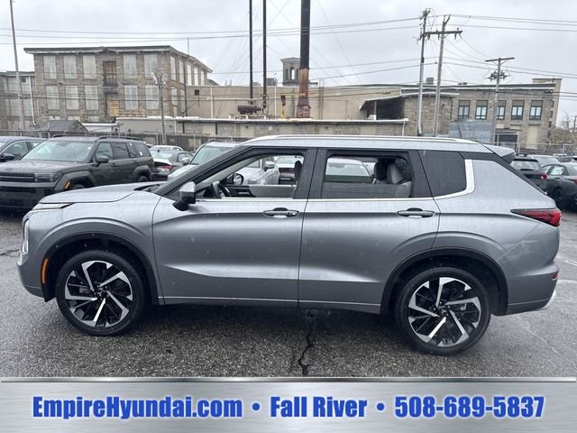 2024 Mitsubishi Outlander SEL - Photo 11