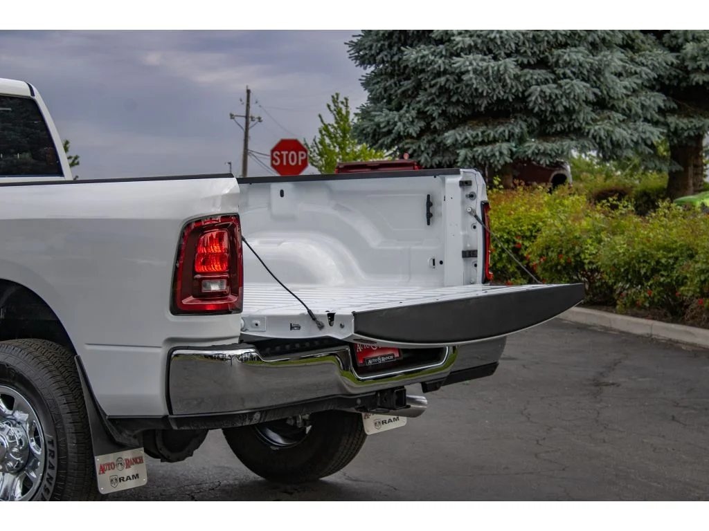 New 2026 Bright White Clearcoat Ram Tradesman image 10