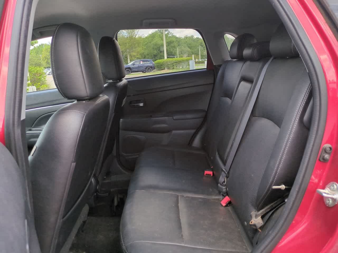 Used 2016 Rally Red Metallic Mitsubishi 2.4 SEL image 13