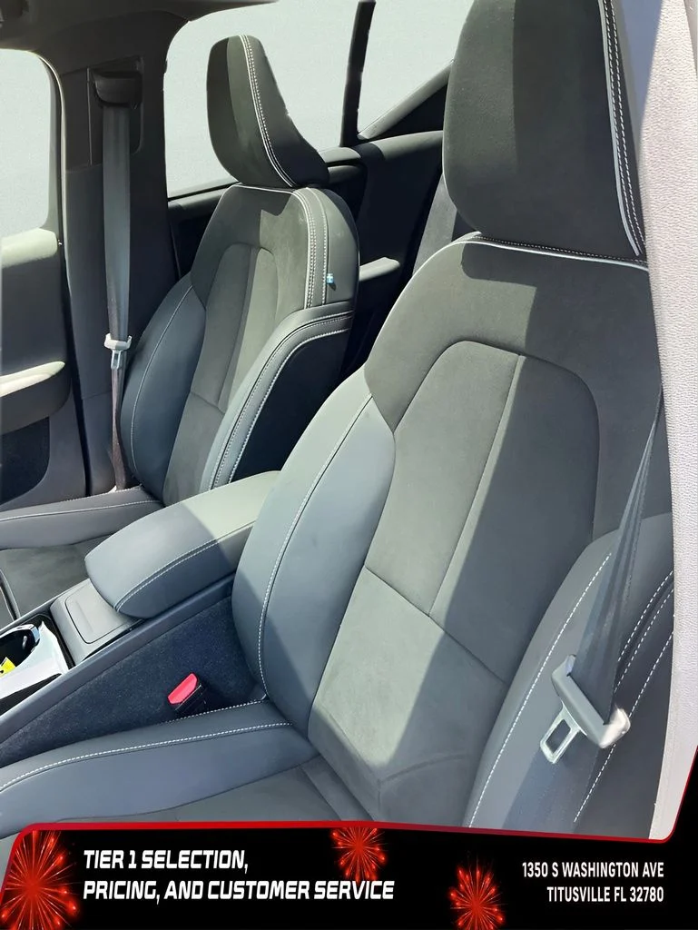 Used 2023 White Volvo Ultimate image 26