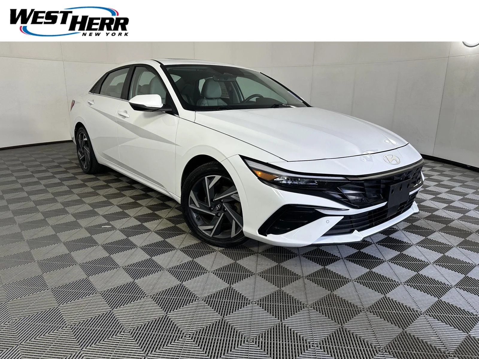 Used 2024 Serenity White Hyundai Limited image 1
